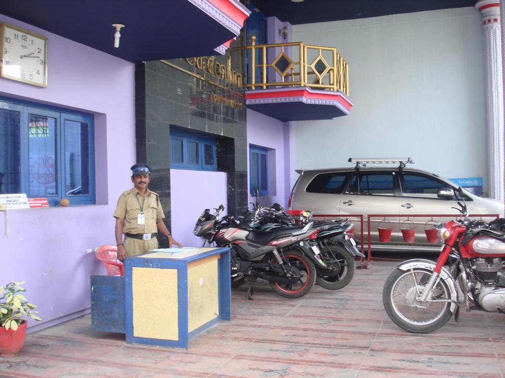Le Garden Inn Kumbakonam Buitenkant foto
