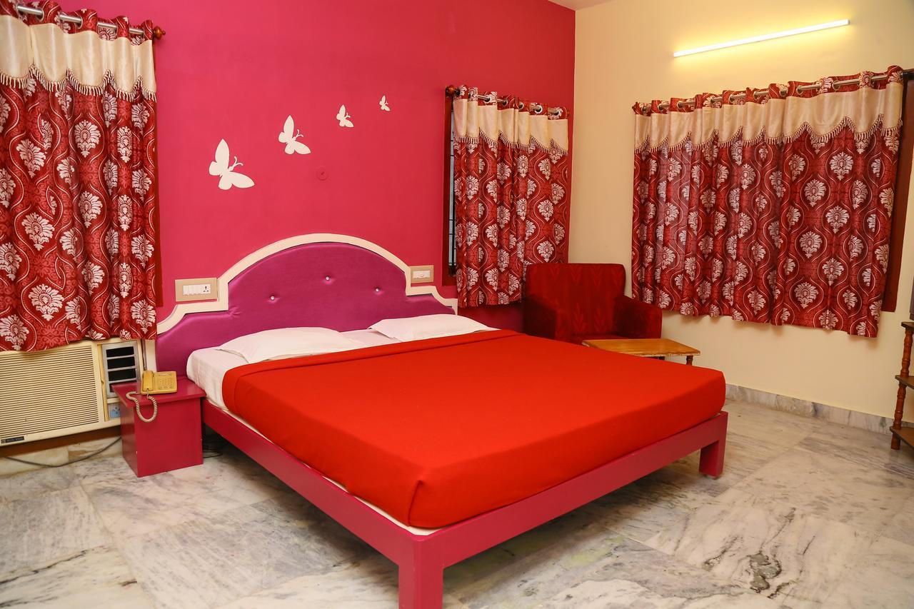 Le Garden Inn Kumbakonam Buitenkant foto